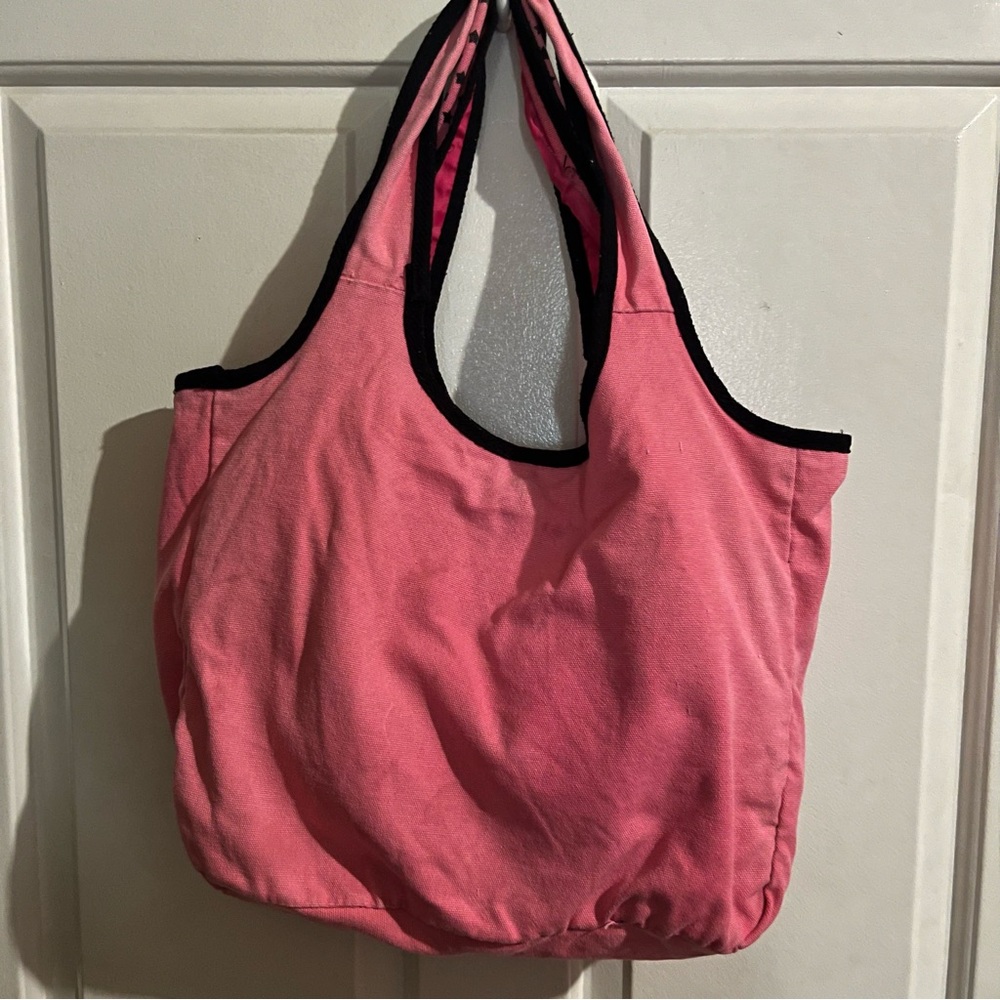 Hello Kitty Purse - Picture 2 of 14